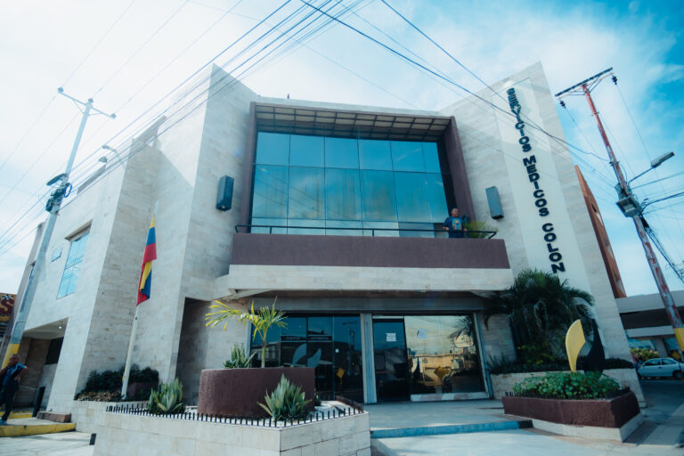 SMC06216